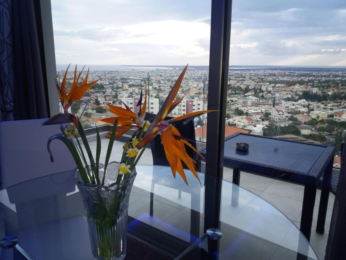 Romantic Views - Only For Couples Apartamento Limassol Exterior foto